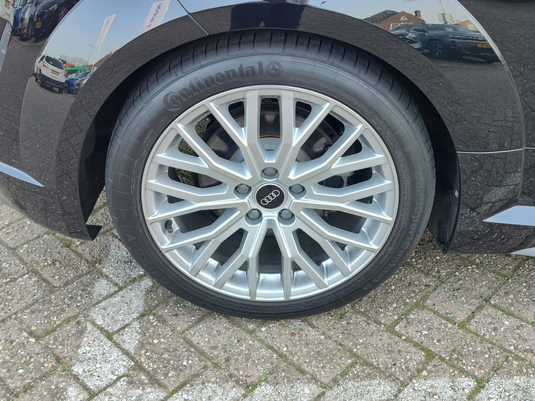 Vehicle Image 37