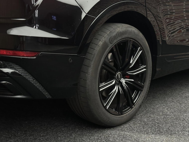Vehicle Image 19