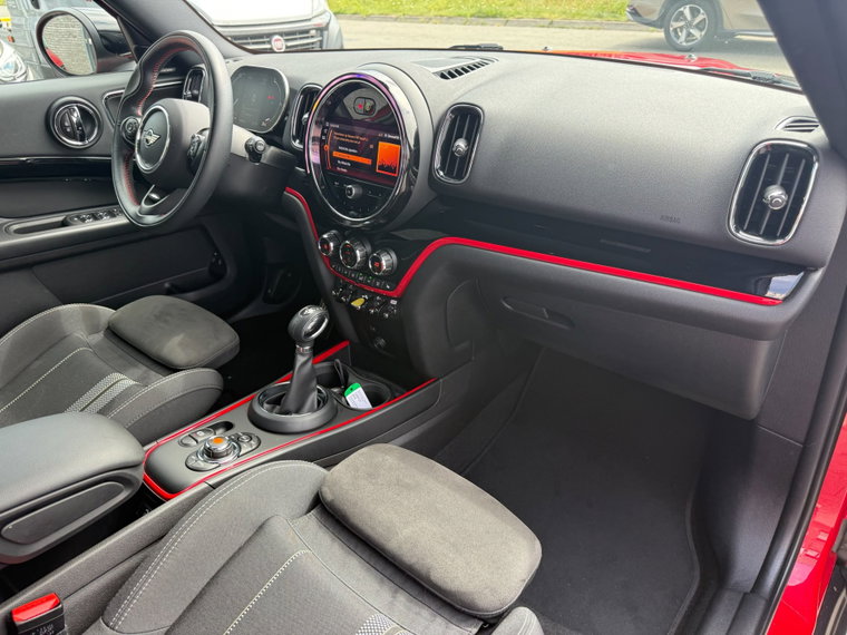 Vehicle Image 48