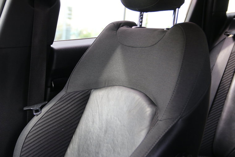 Vehicle Image 17