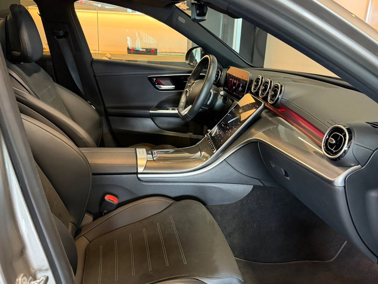 Vehicle Image 41