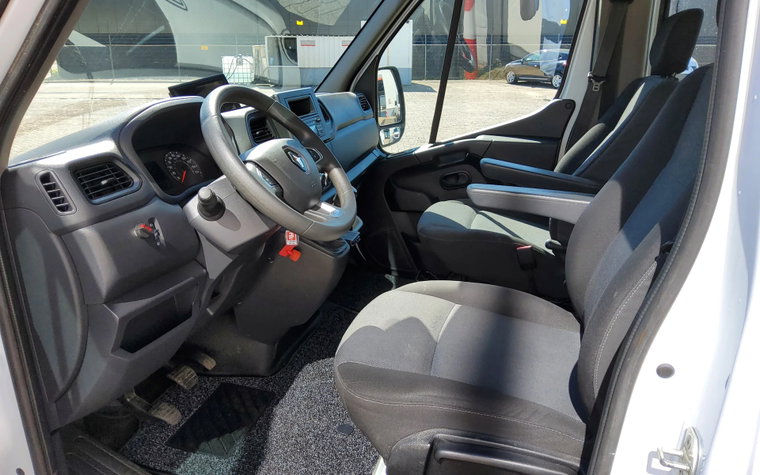 Vehicle Image 15