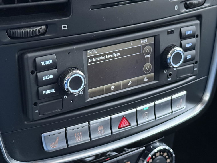 Vehicle Image 36