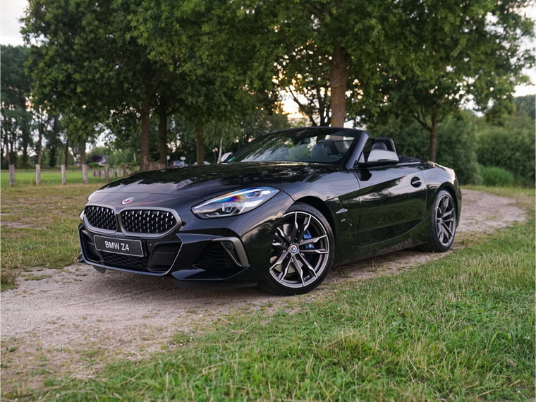 Vehicle Image 38
