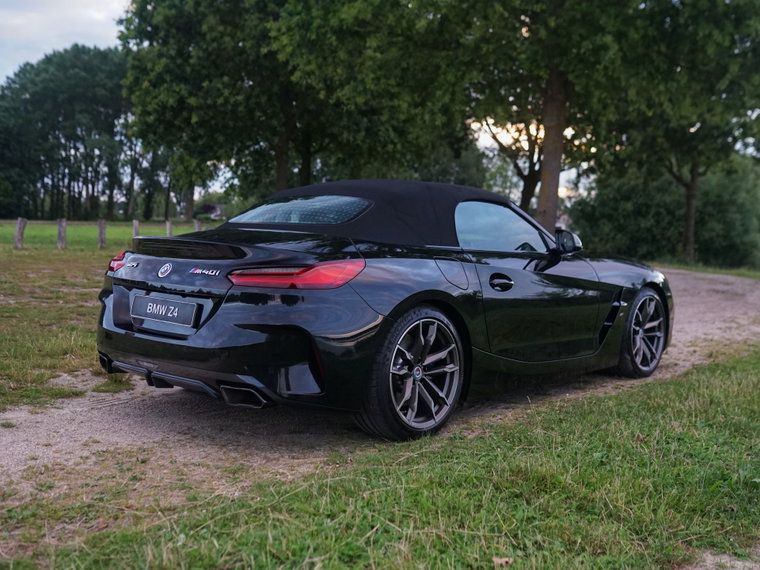 Vehicle Image 39