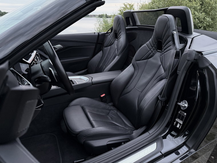 Vehicle Image 50