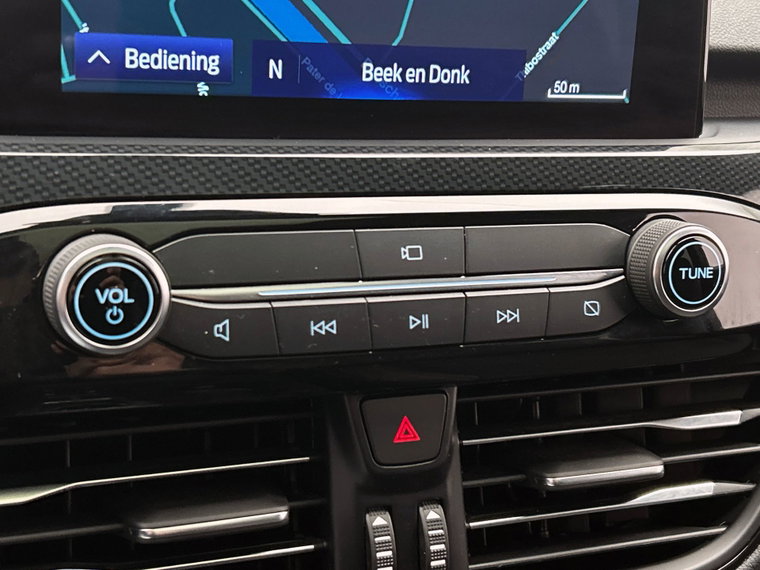 Vehicle Image 45