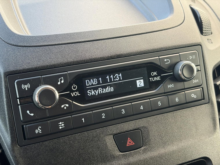 Vehicle Image 22