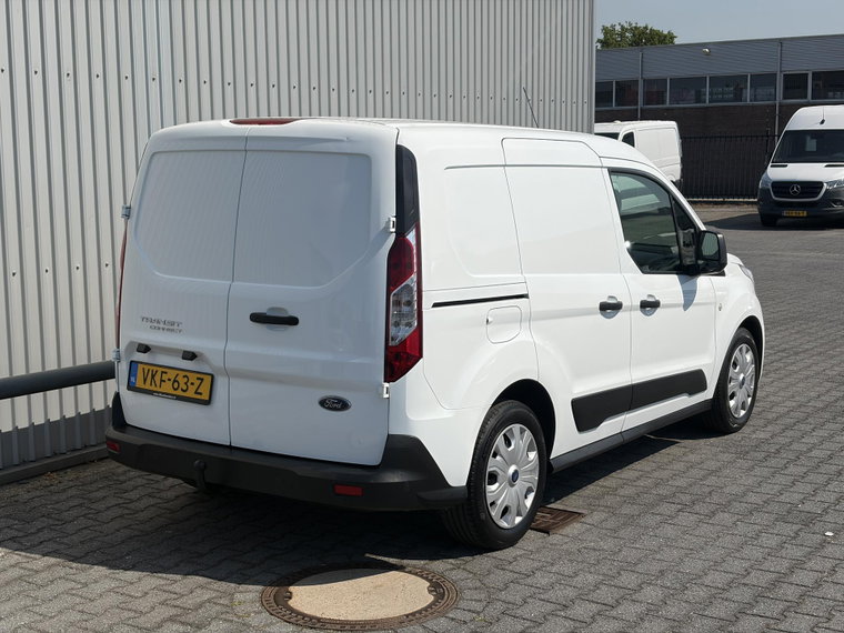 Vehicle Image 27