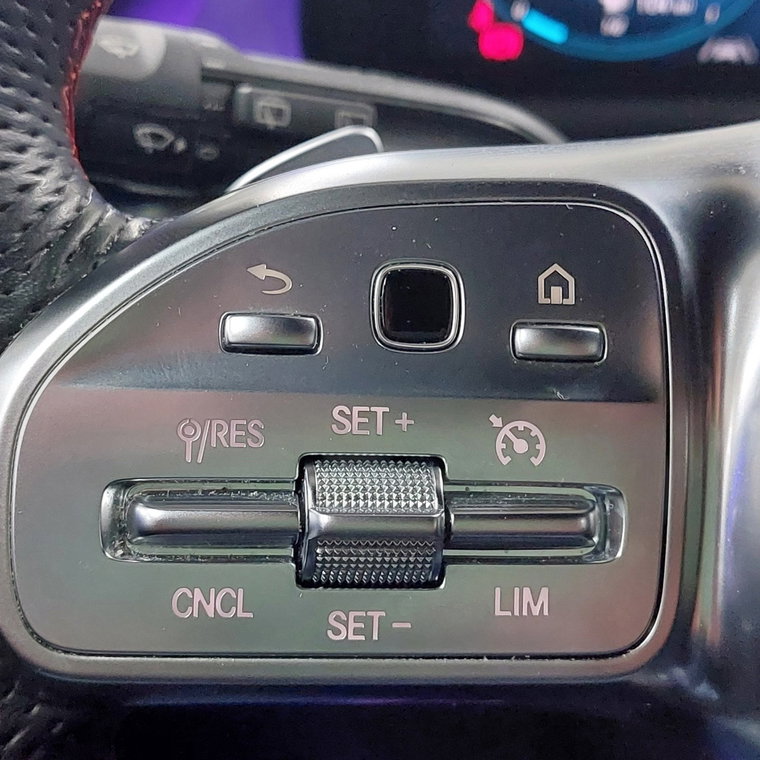 Vehicle Image 27