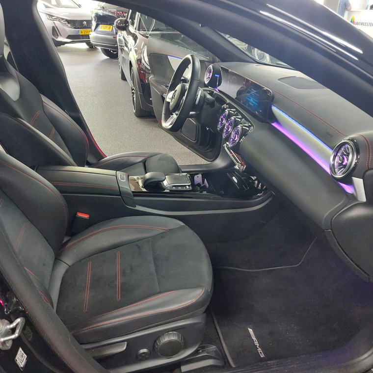 Vehicle Image 45