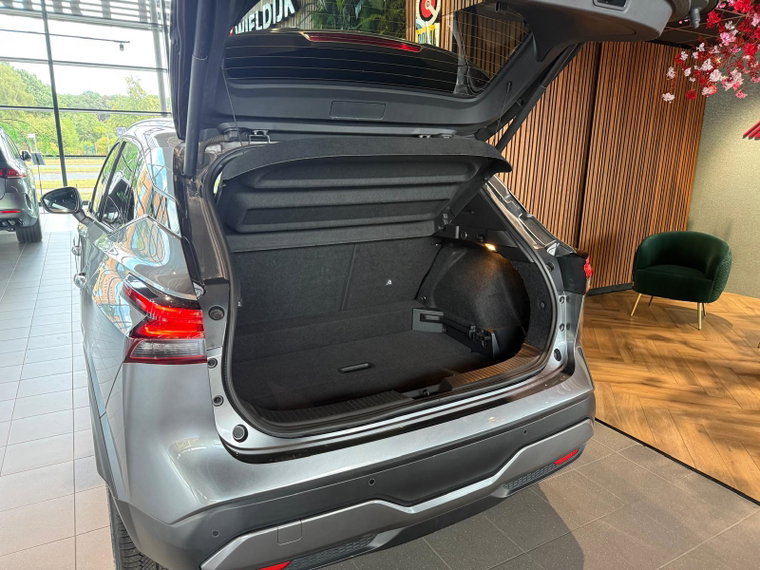 Vehicle Image 39