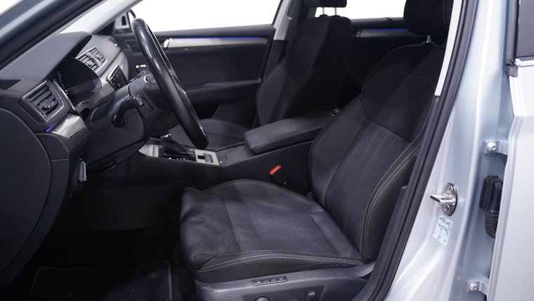 Vehicle Image 39