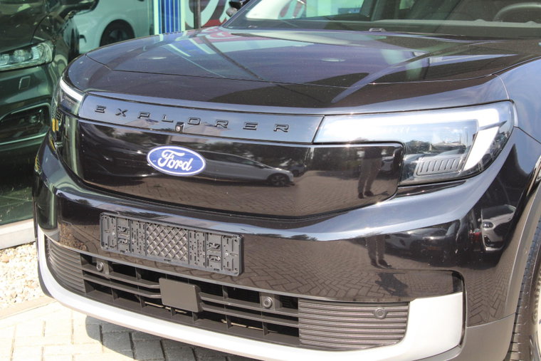 Vehicle Image 31