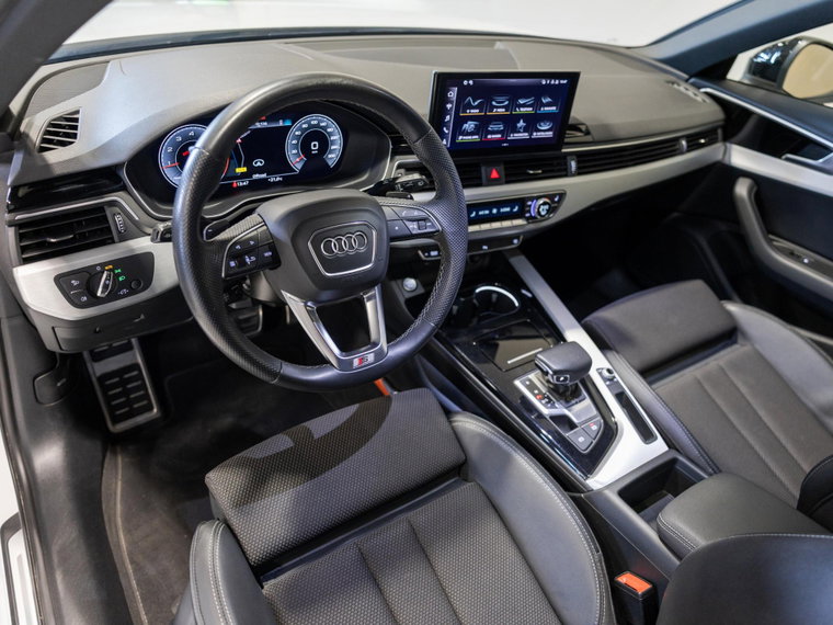 Vehicle Image 19
