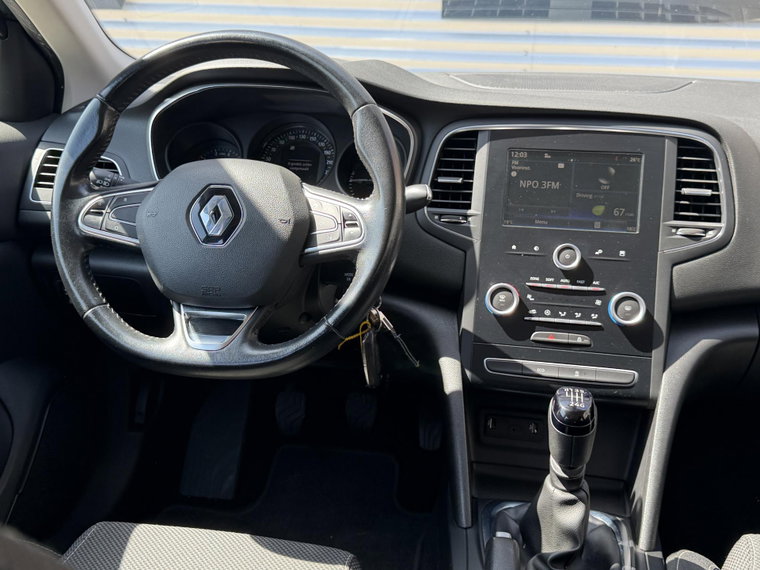 Vehicle Image 21