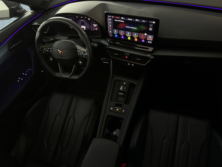 Vehicle Image 34