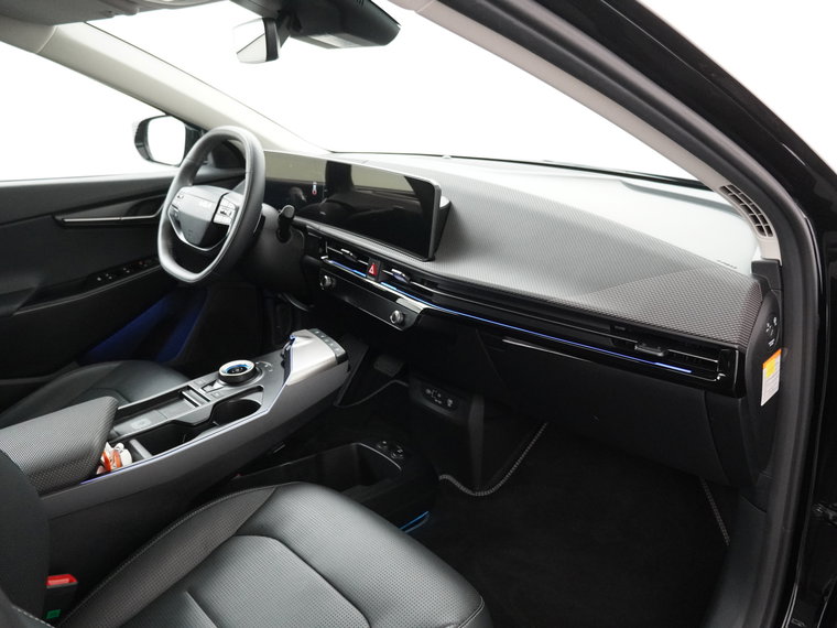 Vehicle Image 40