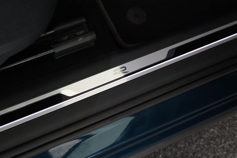 Vehicle Image 37