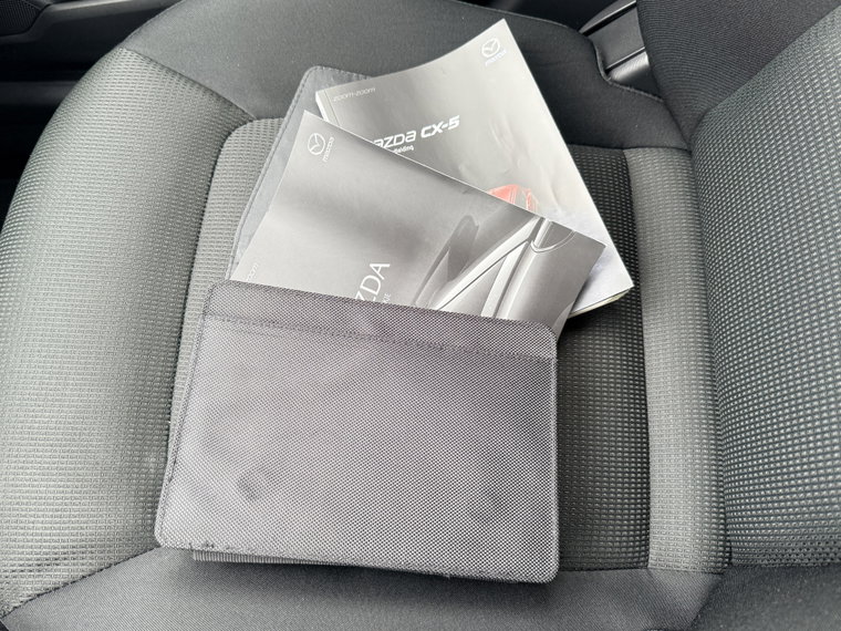 Vehicle Image 37