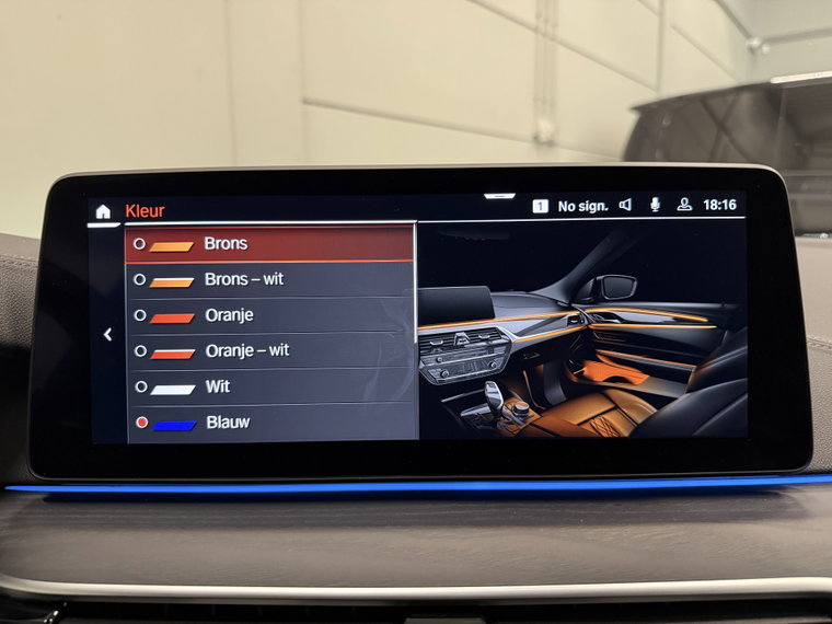 Vehicle Image 37