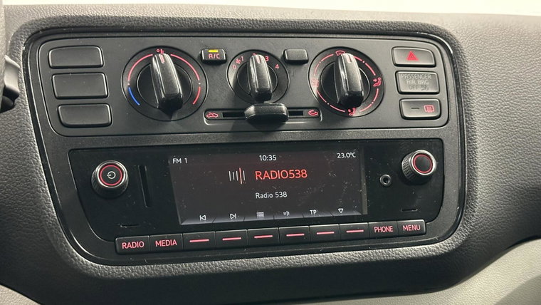 Vehicle Image 23