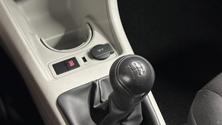 Vehicle Image 24