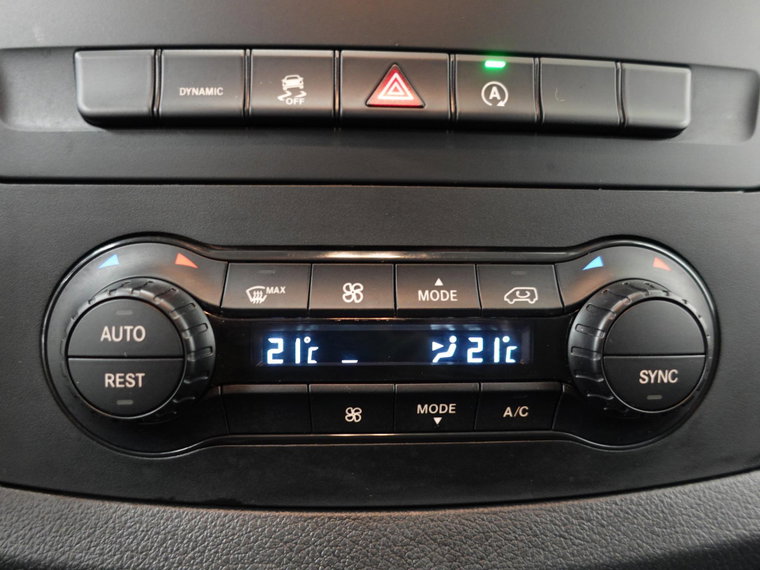 Vehicle Image 27