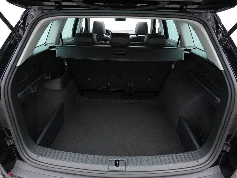 Vehicle Image 33