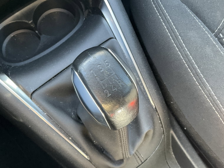 Vehicle Image 28