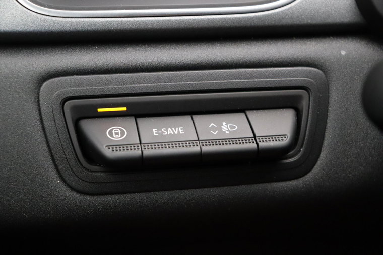 Vehicle Image 42