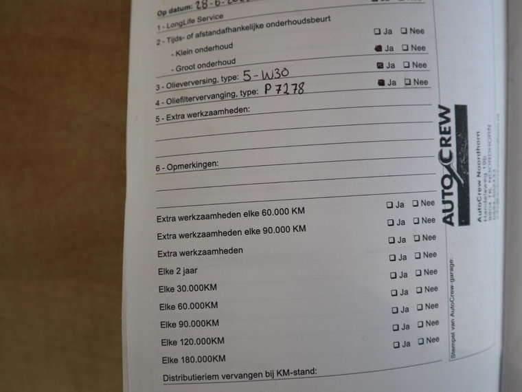 Vehicle Image 35