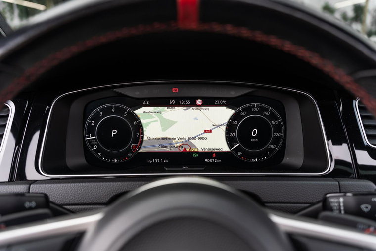 Vehicle Image 21