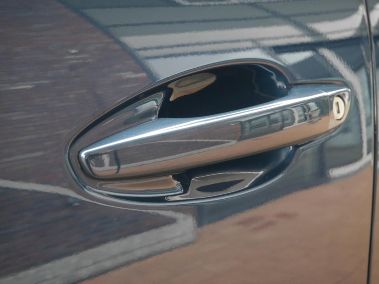 Vehicle Image 37