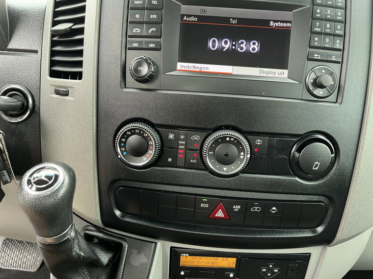 Vehicle Image 41