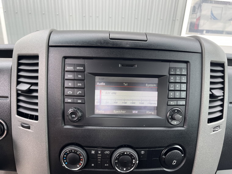 Vehicle Image 52