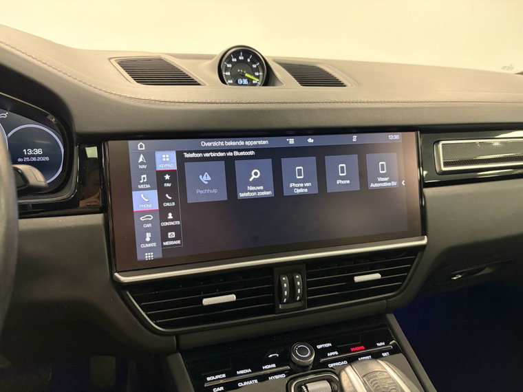 Vehicle Image 36