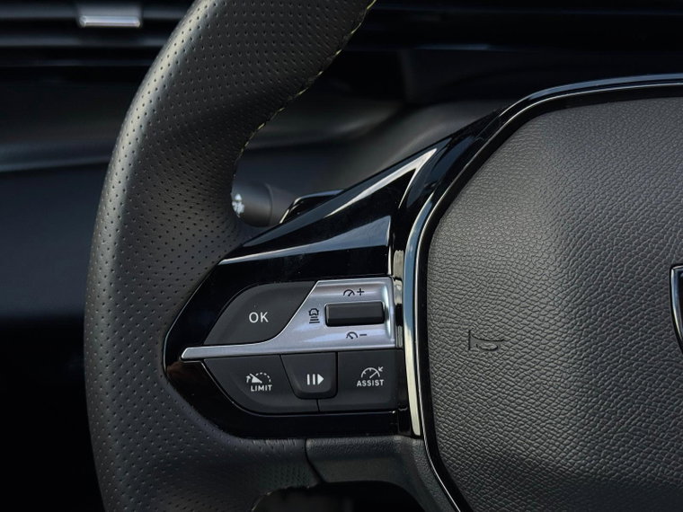 Vehicle Image 27