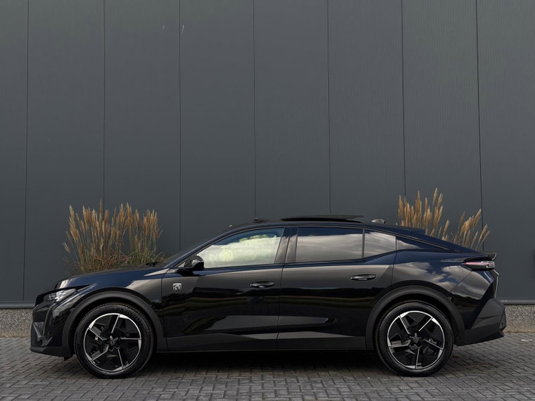 Vehicle Image 36