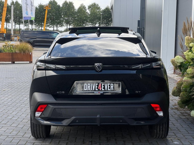 Vehicle Image 42