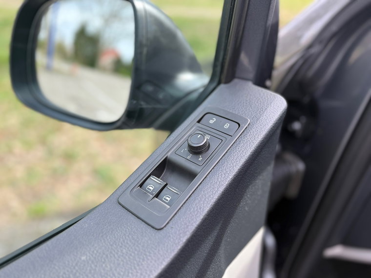 Vehicle Image 27