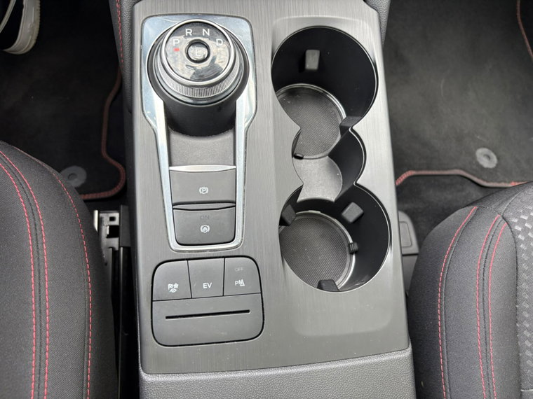 Vehicle Image 29