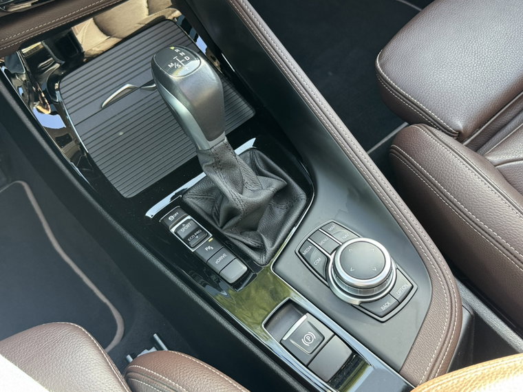 Vehicle Image 41