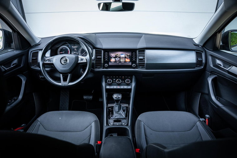 Vehicle Image 21