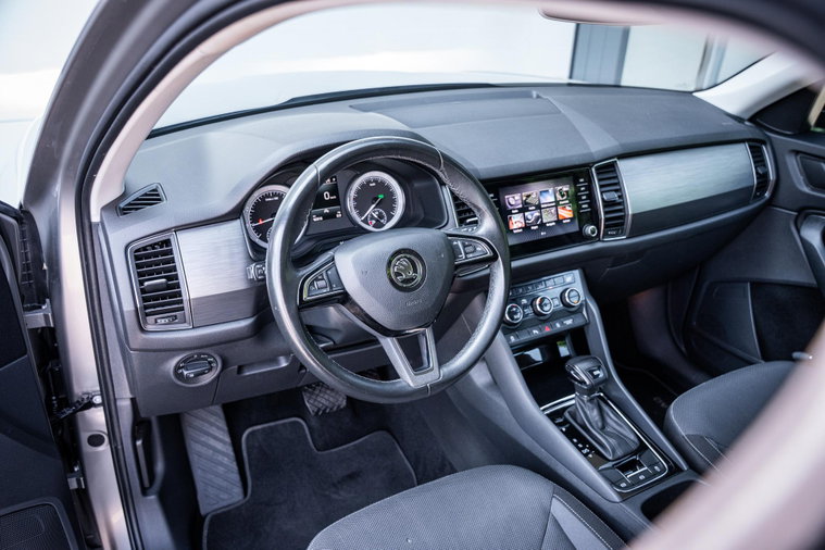Vehicle Image 40