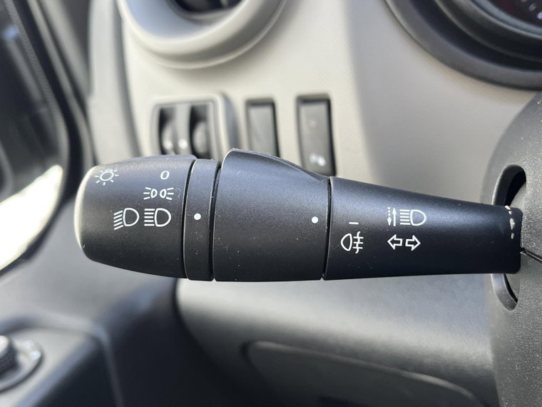 Vehicle Image 24