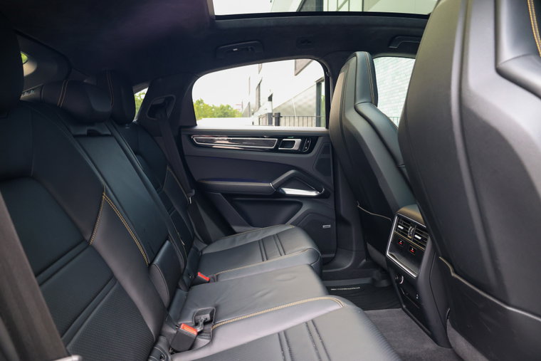 Vehicle Image 60