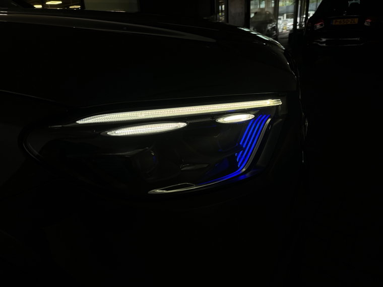 Vehicle Image 48