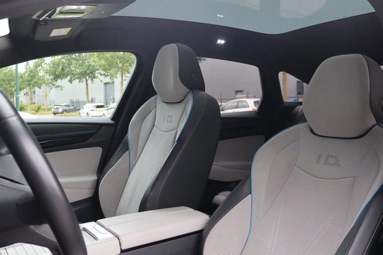 Vehicle Image 50