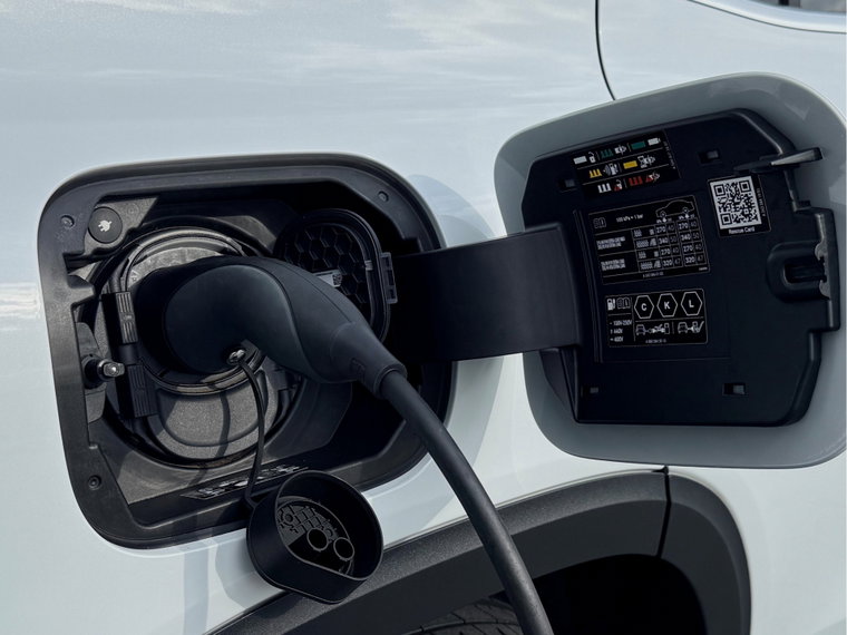 Vehicle Image 33